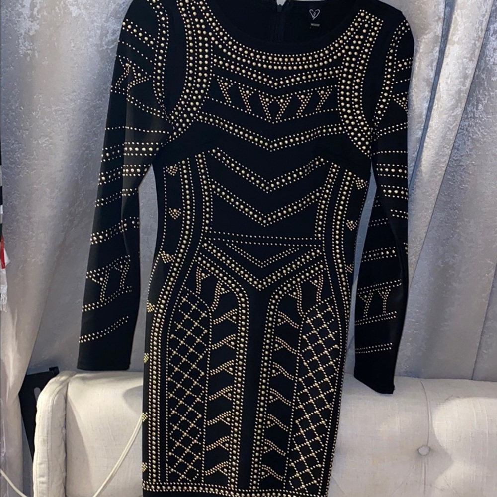 Black long sleeve dress
